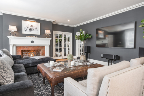 family-room-dark-gray-wall-paint